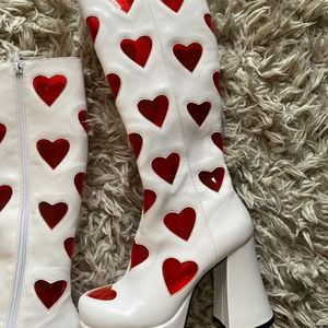 Platform Heart boots!